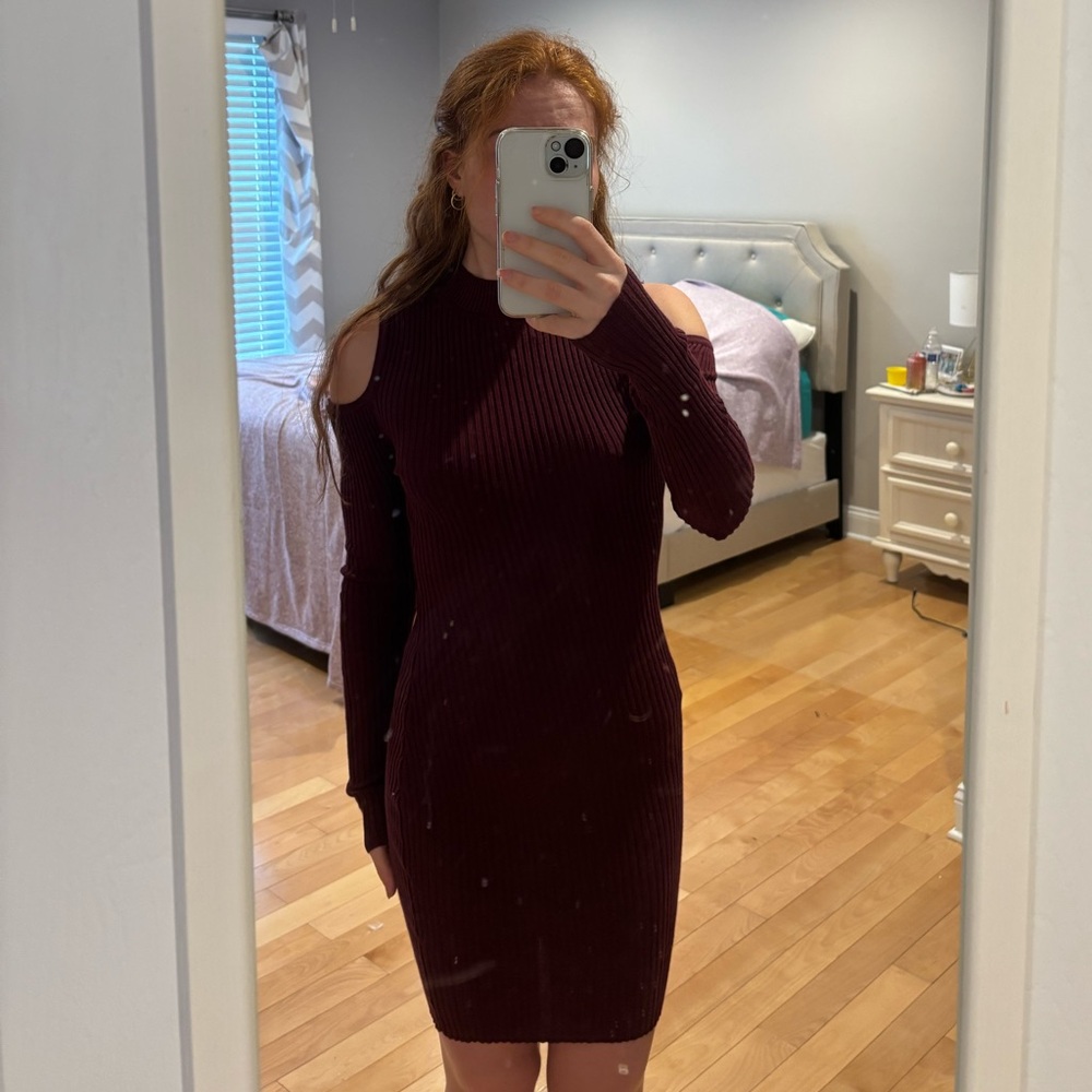 Planet Gold Maroon Cold Shoulder Bodycon Dress